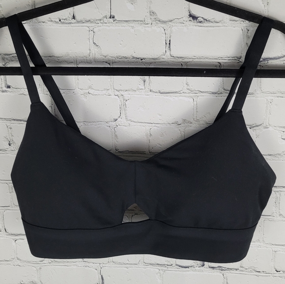 FABLETICS | Malindi cutout workout gym athletic bra - Picture 1 of 6